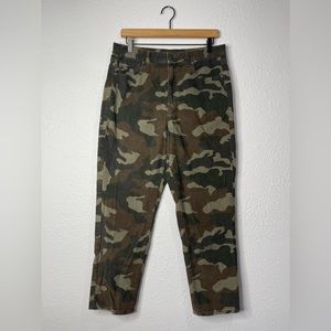 AMERICAN EAGLE Camo Corduroy Mom Jeans Size 12